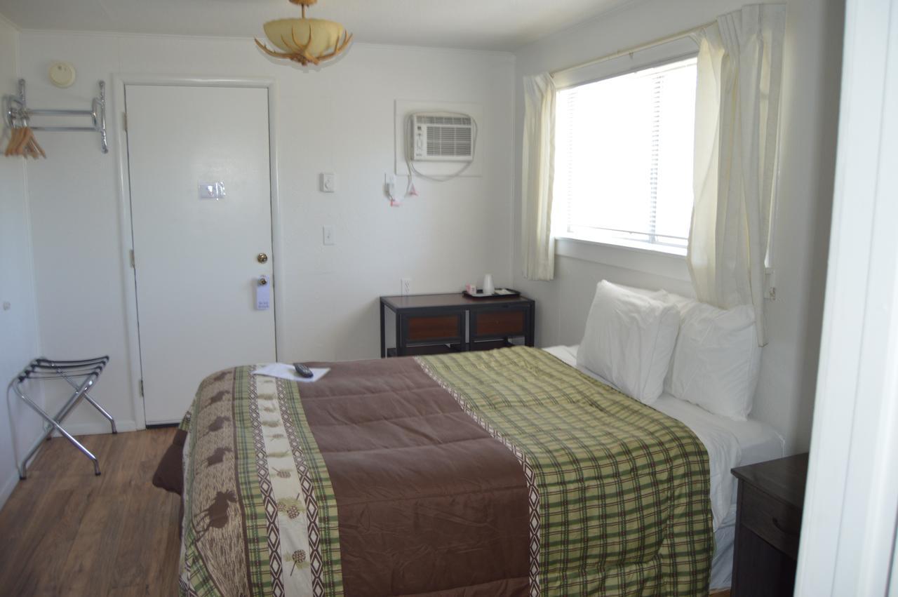 Newport Antler Motel מראה חיצוני תמונה